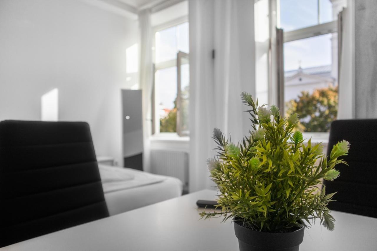 Superb 7Br Shared Apartment- Near Hauptbahnhof Wien Ngoại thất bức ảnh
