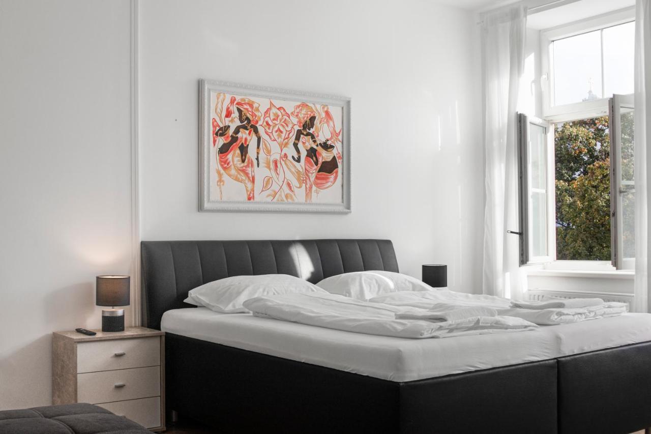 Superb 7Br Shared Apartment- Near Hauptbahnhof Wien Ngoại thất bức ảnh