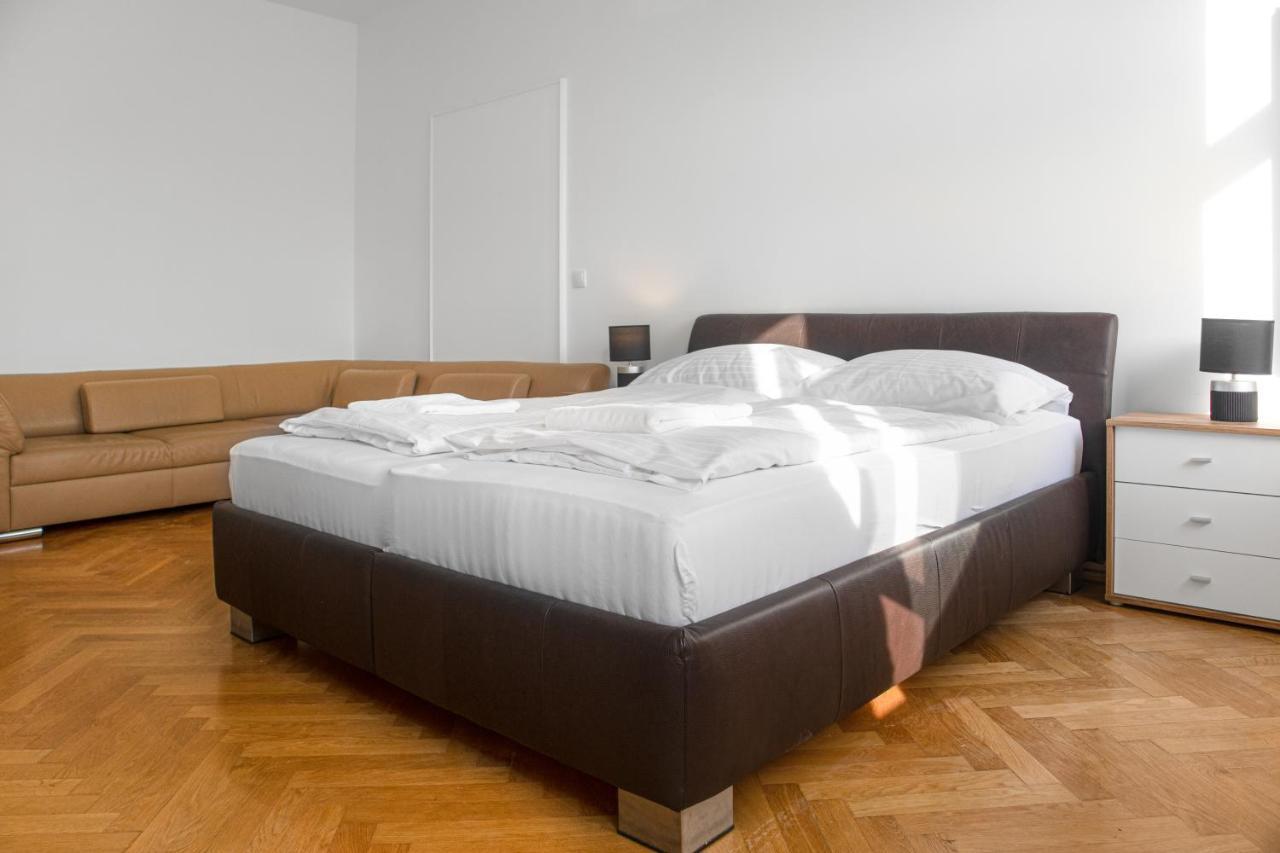 Superb 7Br Shared Apartment- Near Hauptbahnhof Wien Ngoại thất bức ảnh