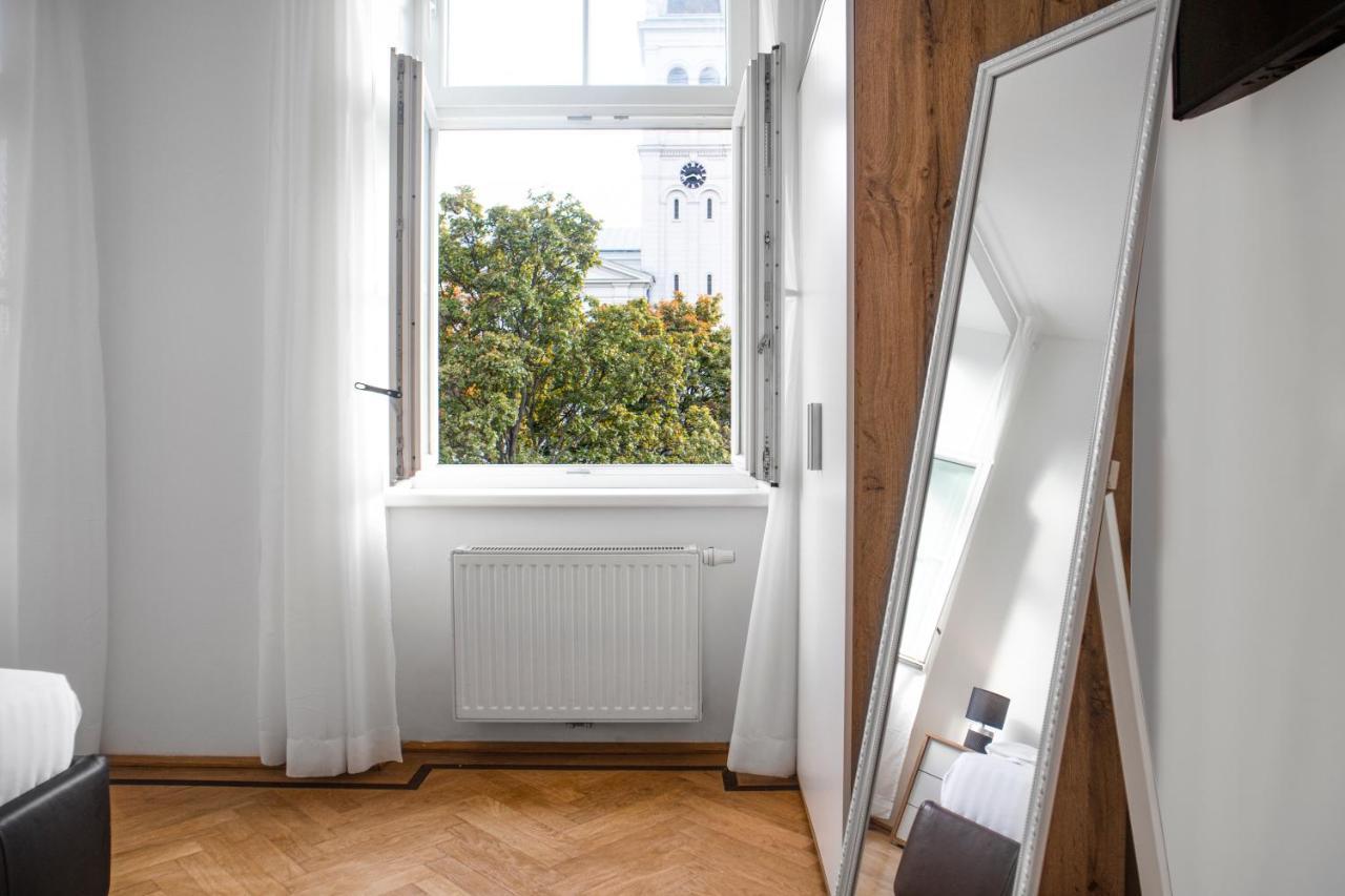Superb 7Br Shared Apartment- Near Hauptbahnhof Wien Ngoại thất bức ảnh