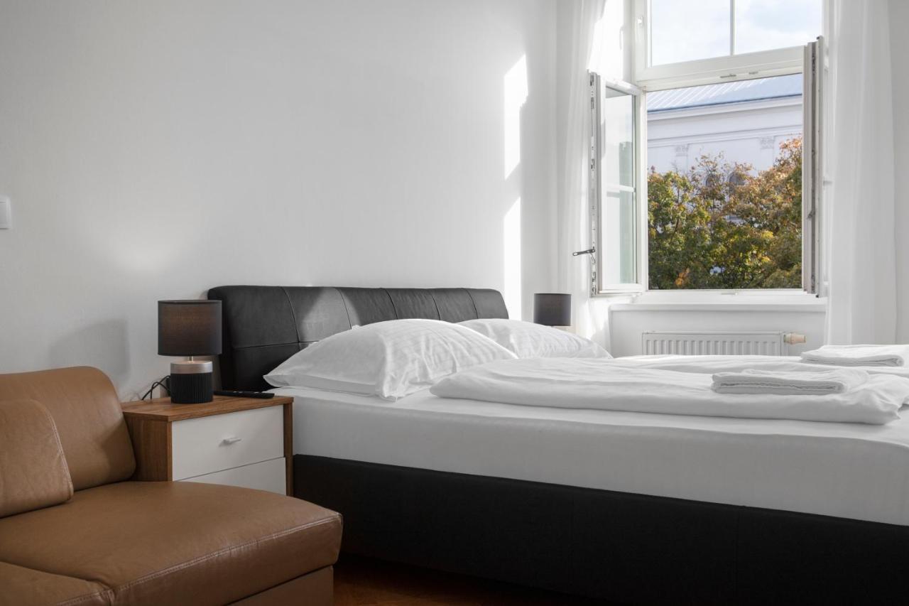 Superb 7Br Shared Apartment- Near Hauptbahnhof Wien Ngoại thất bức ảnh