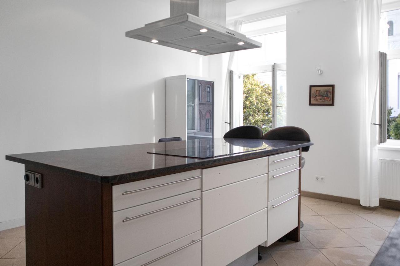 Superb 7Br Shared Apartment- Near Hauptbahnhof Wien Ngoại thất bức ảnh